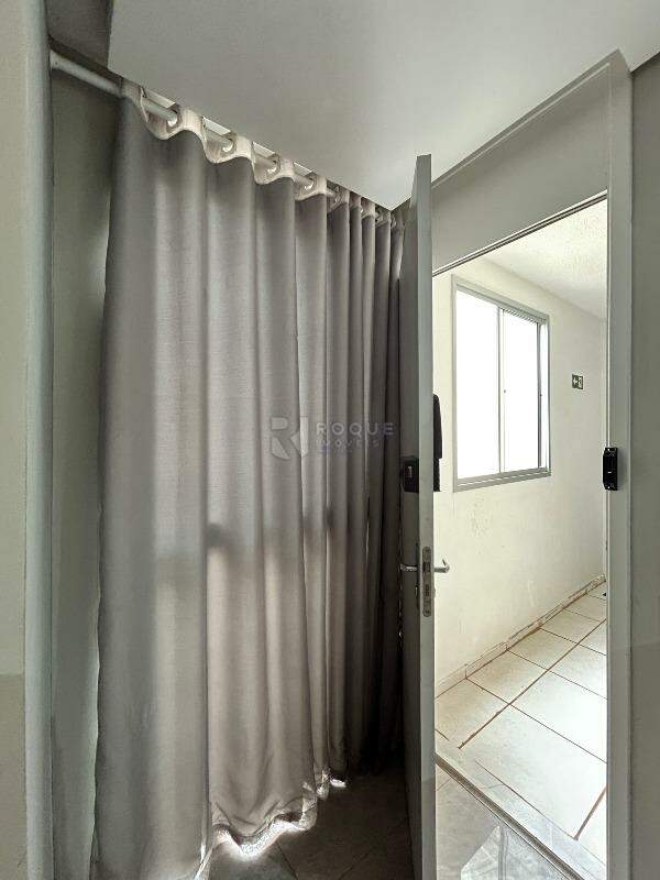 Apartamento para aluguel no bairro Parque Hippolyto: Hall de acesso 