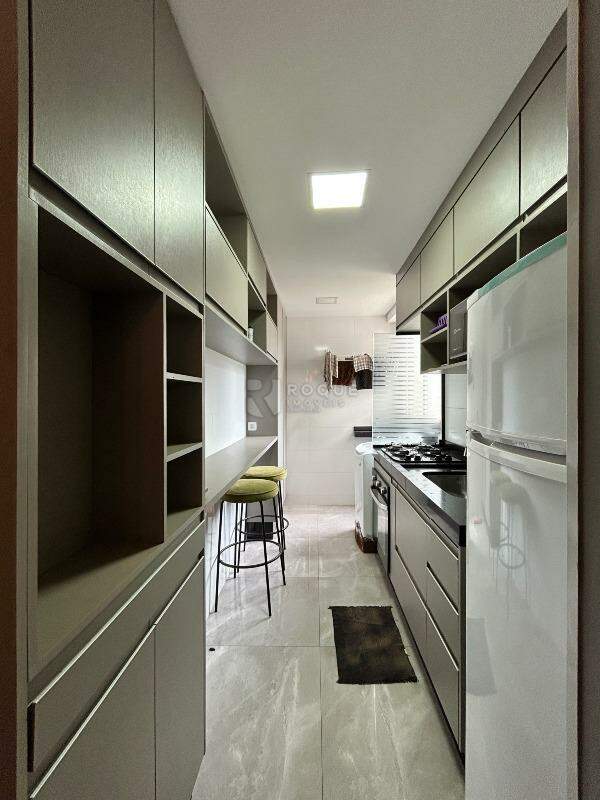 Apartamento para aluguel no bairro Parque Hippolyto: Cozinha