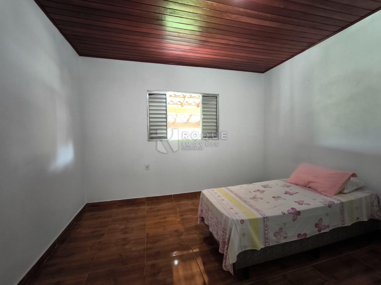 Chácara à venda no bairro Residencial Las Palmas: DORMITÓRIO 1