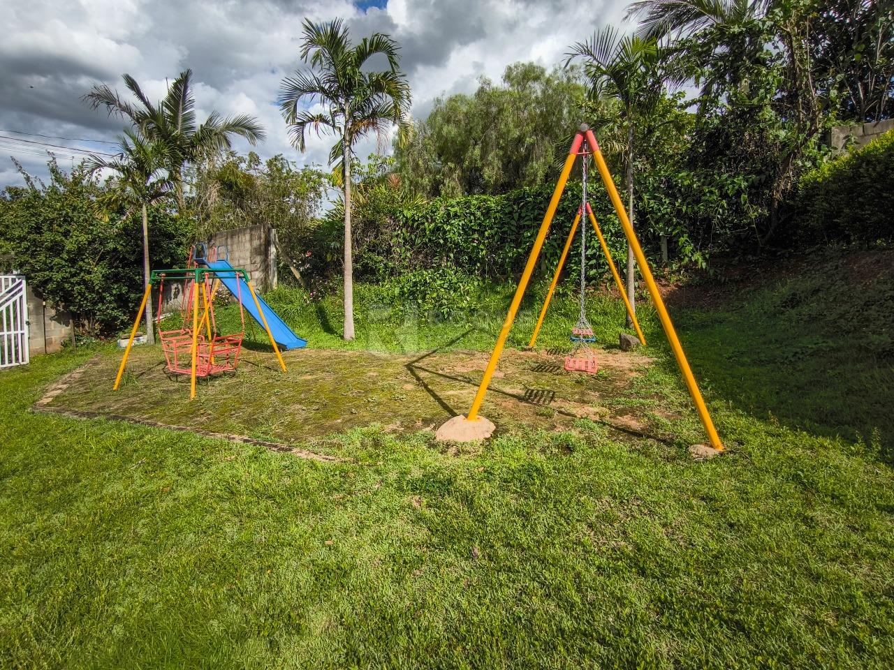 Chácara à venda no bairro Residencial Las Palmas: PLAYGROUND