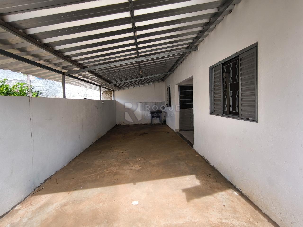 Terreno à venda no bairro Jardim Residencial Village: FRENTE