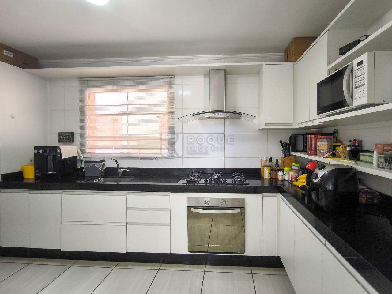 Apartamento à venda no bairro Jardim Ouro Verde: COZINHA