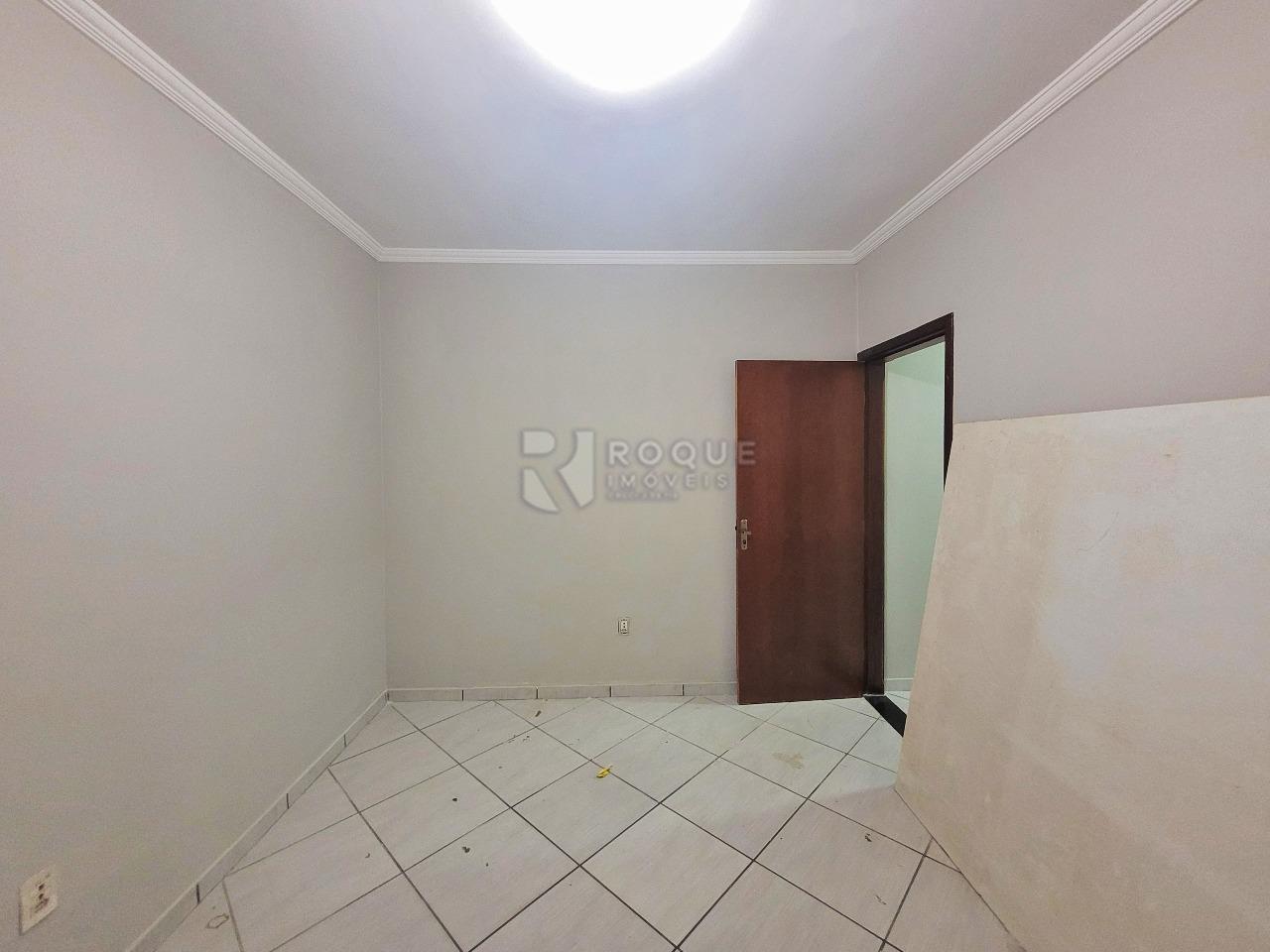 Casa Comercial à venda no bairro Jardim Residencial Alto do Flamboyant: SALA 4