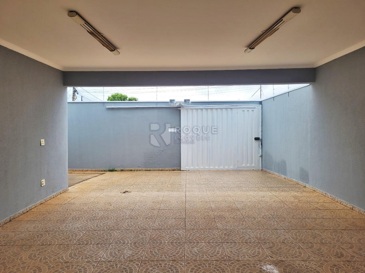 Casa Comercial à venda no bairro Jardim Residencial Alto do Flamboyant: GARAGEM