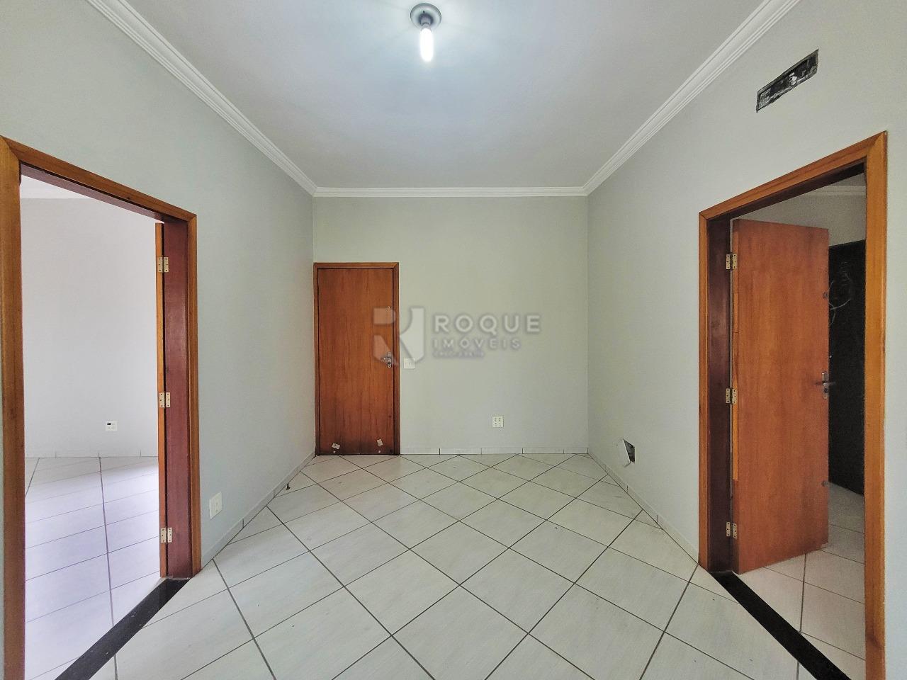 Casa Comercial à venda no bairro Jardim Residencial Alto do Flamboyant: SALA 3 PISO SUPERIOR