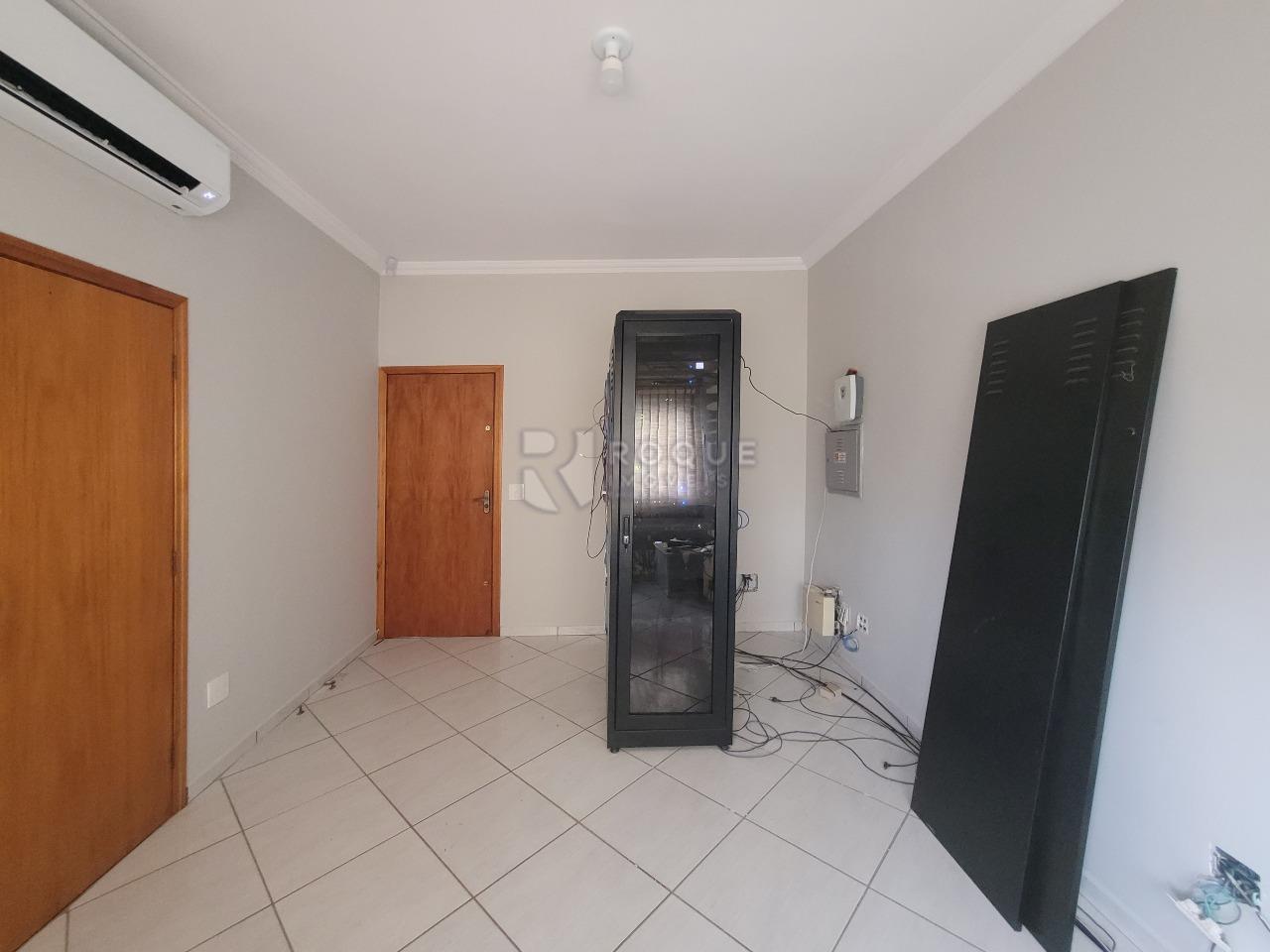 Casa Comercial à venda no bairro Jardim Residencial Alto do Flamboyant: SALA 2 PISO SUPERIOR
