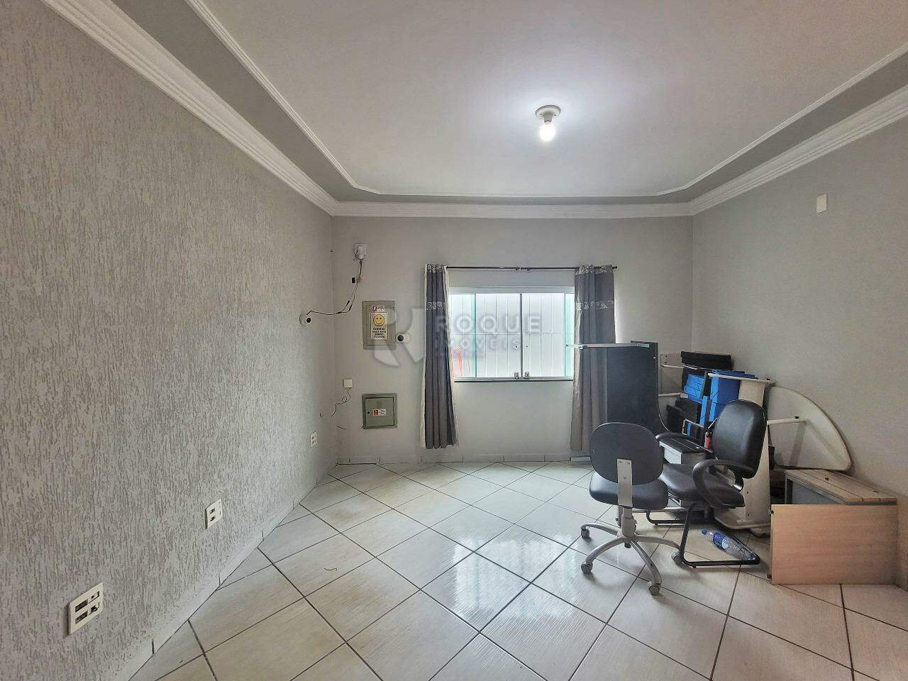 Casa Comercial à venda no bairro Jardim Residencial Alto do Flamboyant: SALA 1
