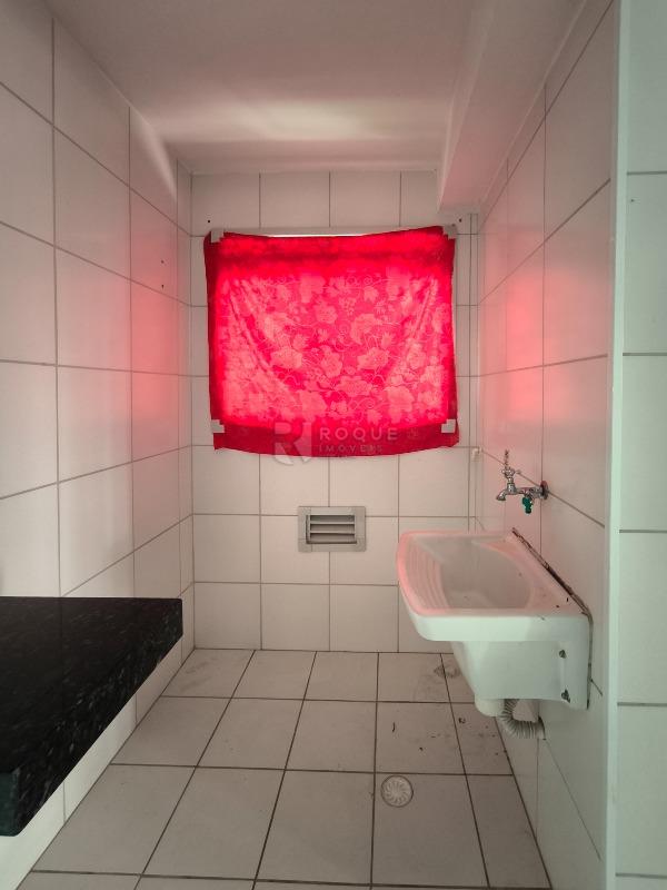 Apartamento à venda no bairro Residencial Rubi: LAVANDERIA