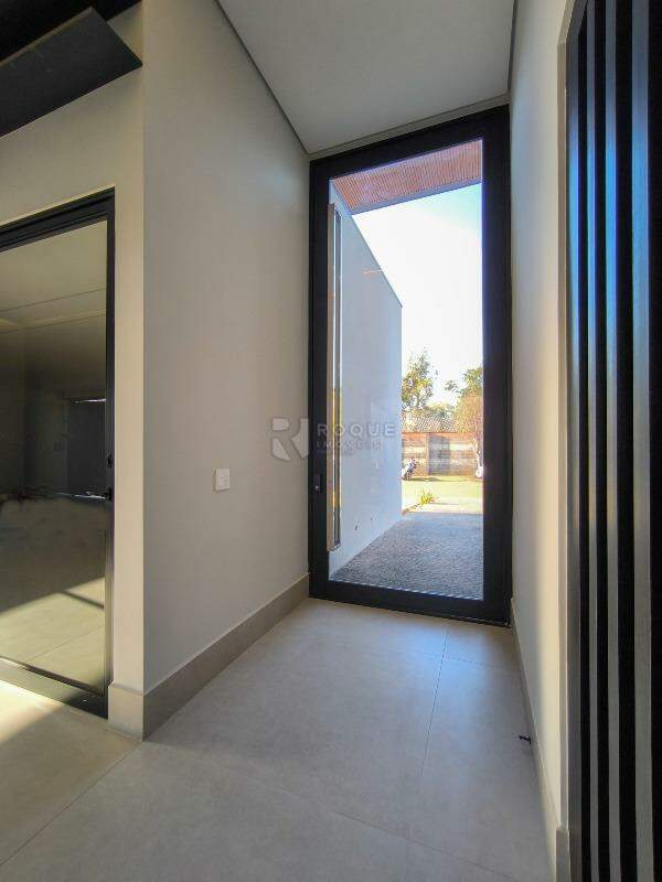 Casa em condomínio à venda no bairro Residencial Ilha de Bali: HALL DE ENTRADA
