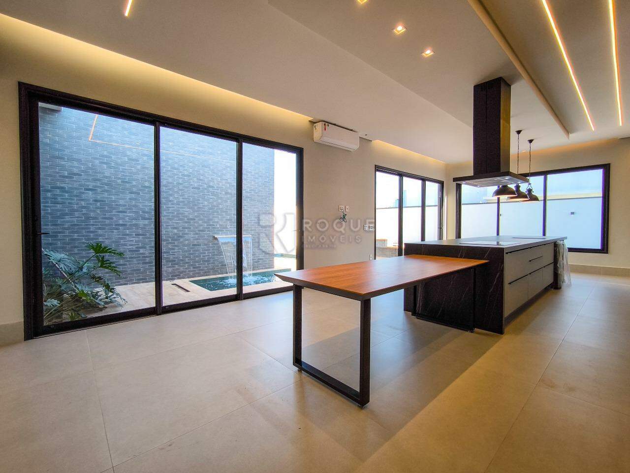 Casa em condomínio à venda no bairro Residencial Ilha de Bali: COZINHA