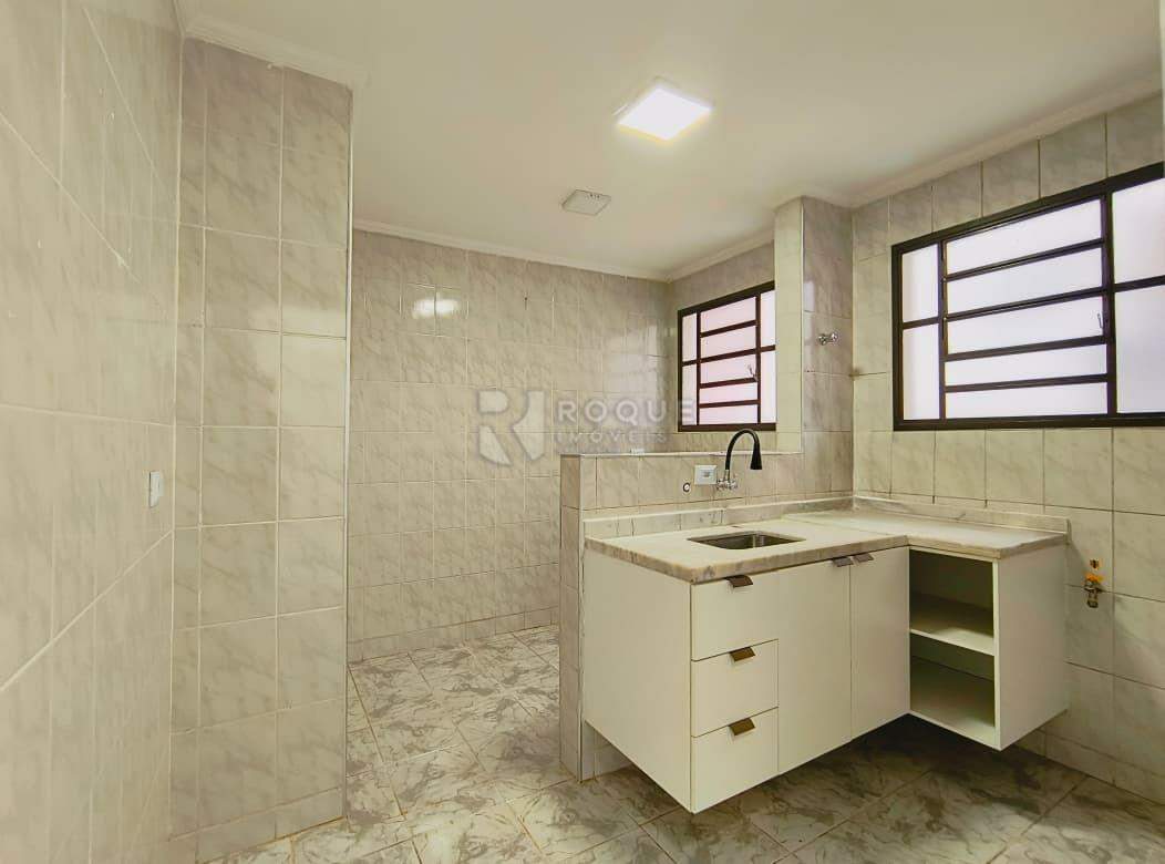 Apartamento para aluguel no bairro Jardim Ipiranga: Cozinha 