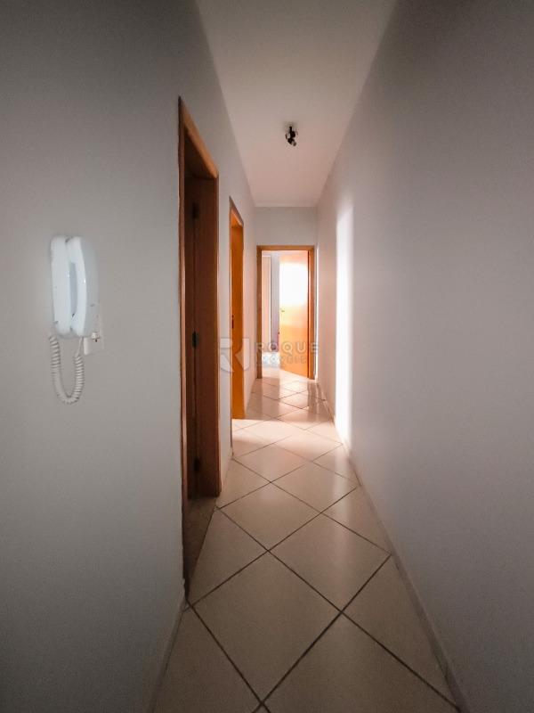 Casa Residencial à venda no bairro Jardim Aguas da Serra: CORREDOR INTERNO