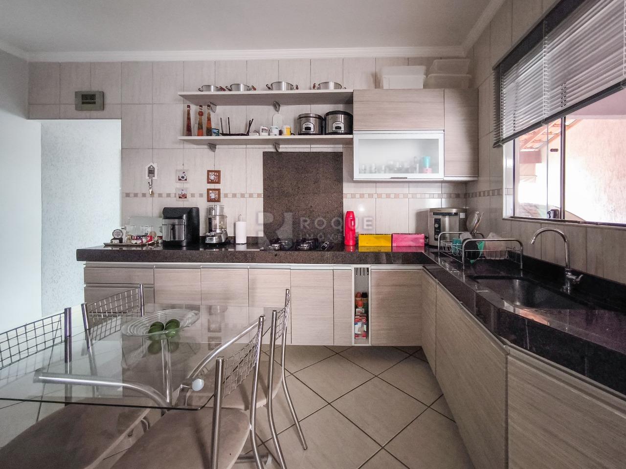 Casa Residencial à venda no bairro Jardim Aguas da Serra: COZINHA