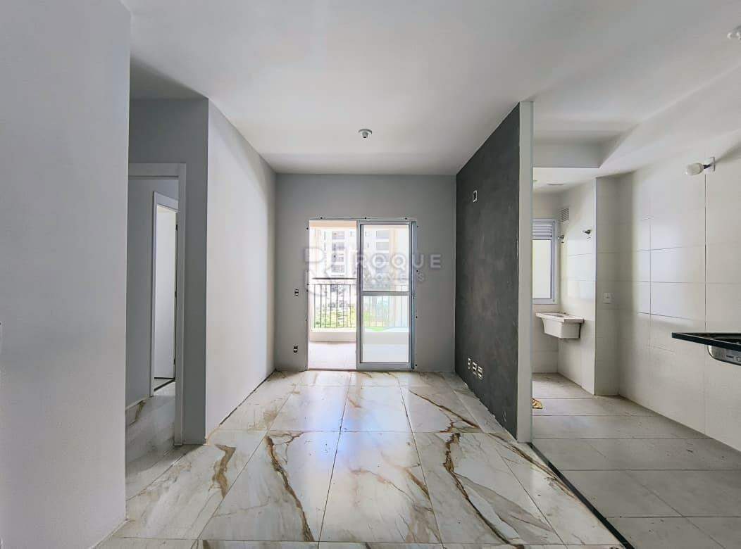 Apartamento para aluguel no bairro Jardim Santa Adélia: Sala