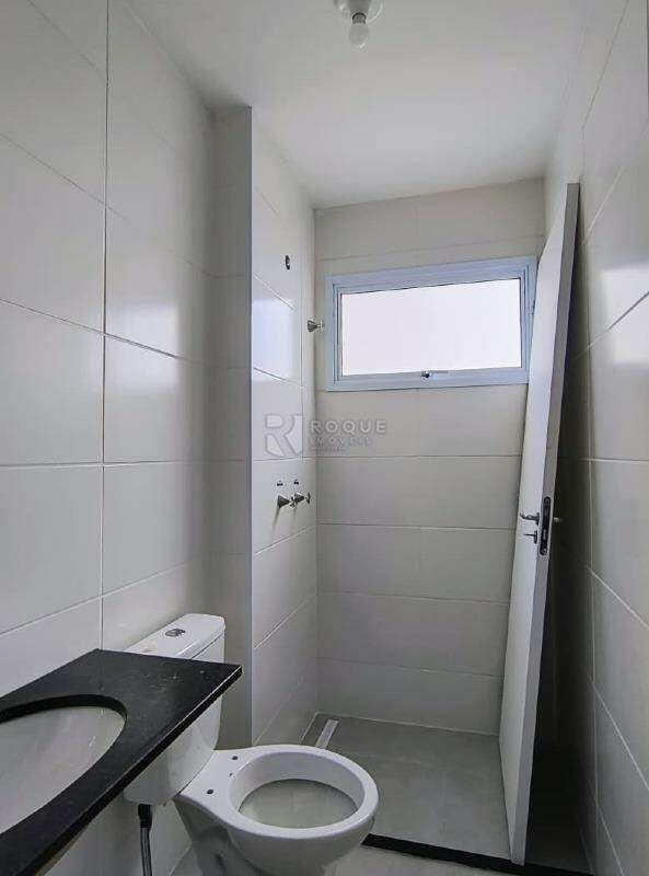 Apartamento para aluguel no bairro Jardim Santa Adélia: Wc suíte