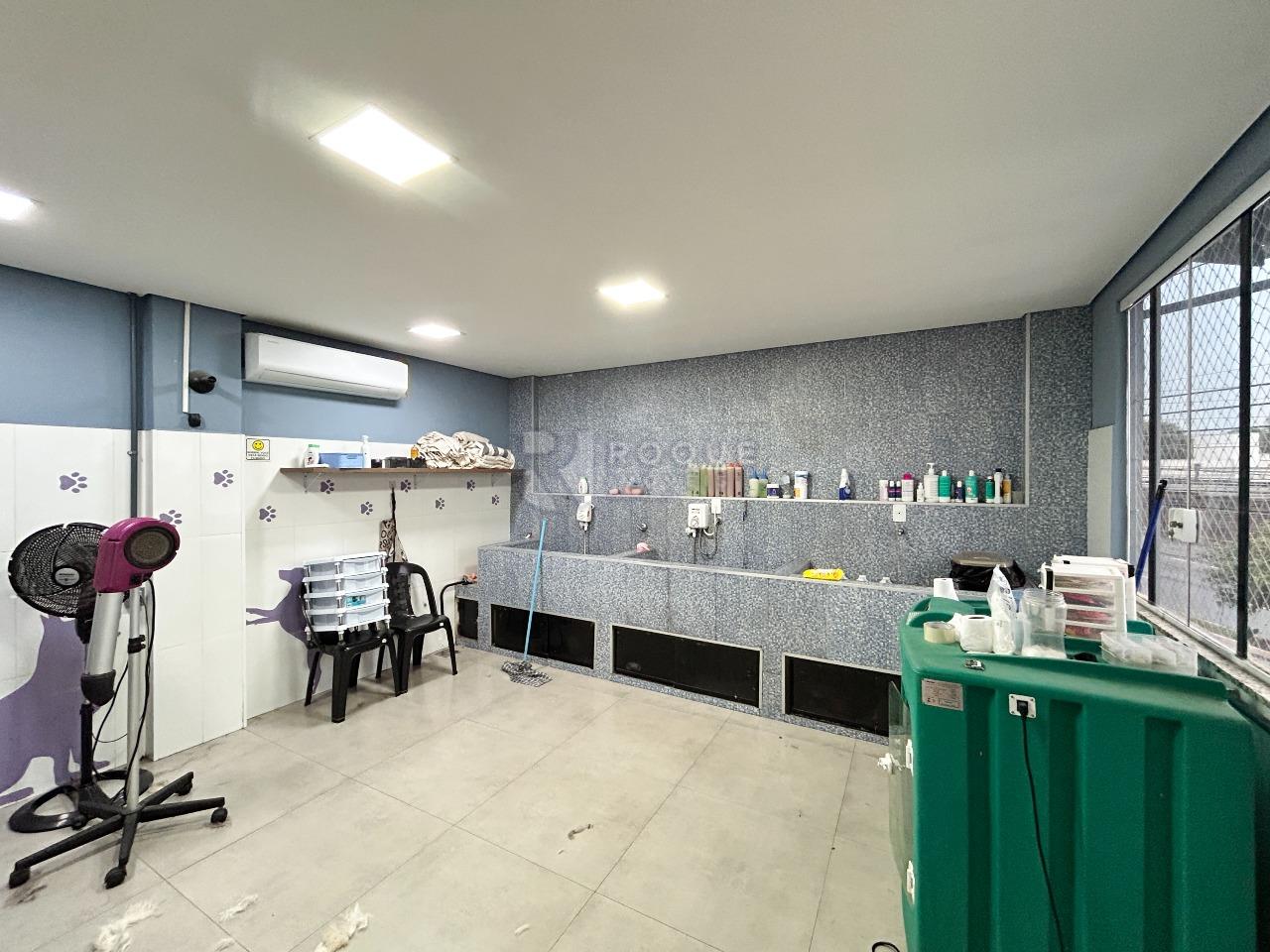 Salão para aluguel no bairro Jardim Nova Itália: Sala 4 segundo andar