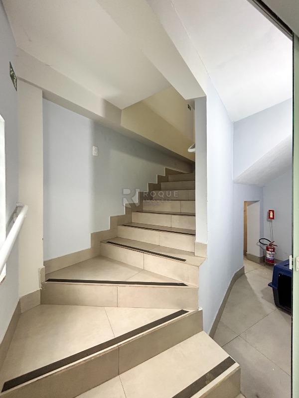 Salão para aluguel no bairro Jardim Nova Itália: Acesso segundo andar 