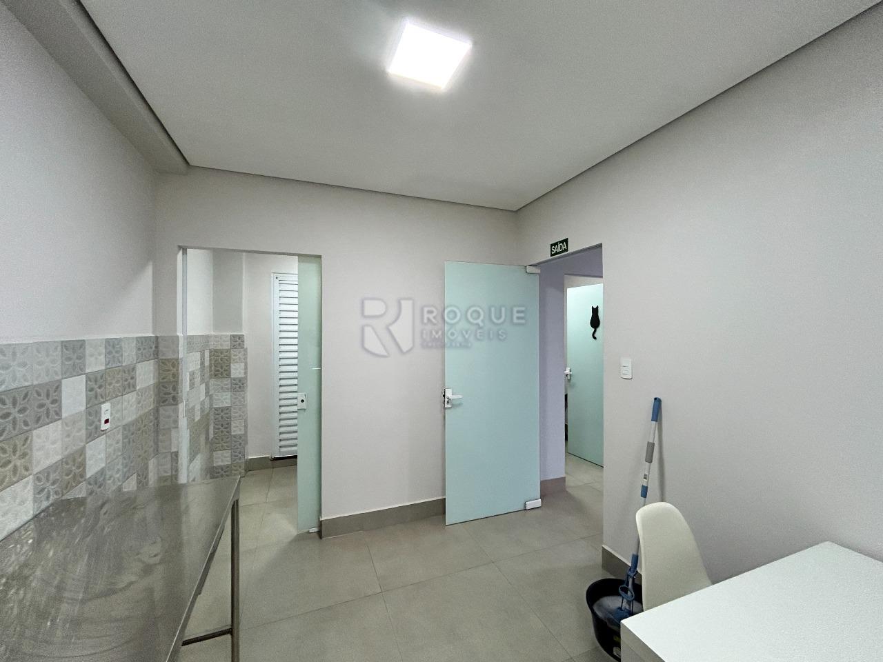 Salão para aluguel no bairro Jardim Nova Itália: Sala 1