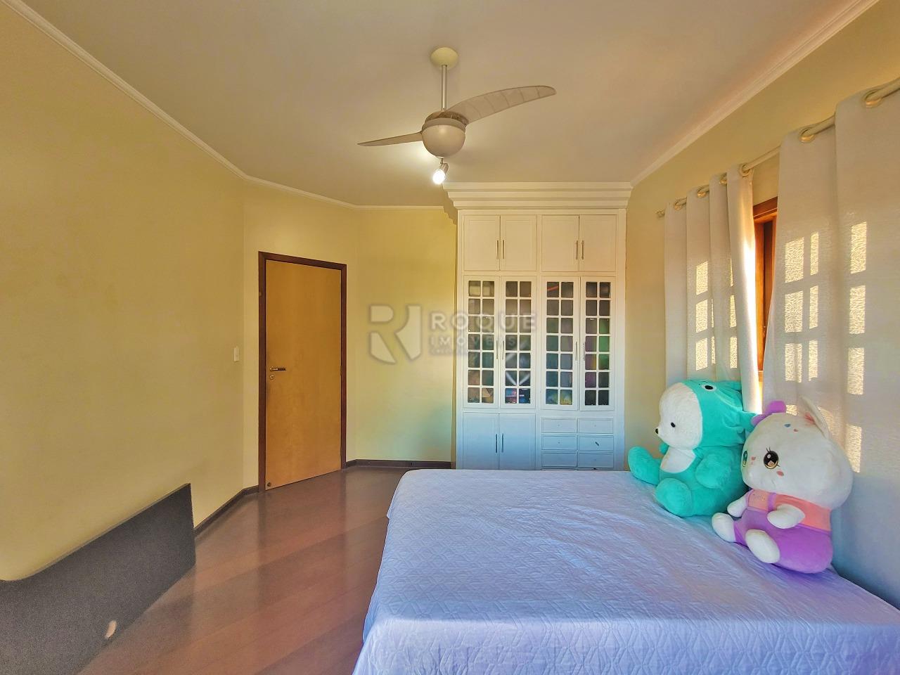 Casa Residencial à venda no bairro Jardim Santana: DORMITÓRIO 1