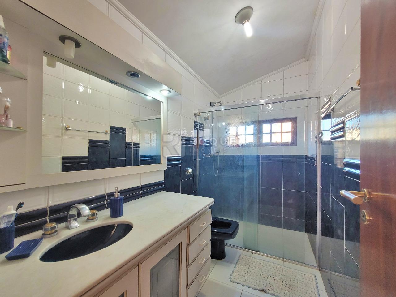 Casa Residencial à venda no bairro Jardim Santana: BANHEIRO SOCIAL