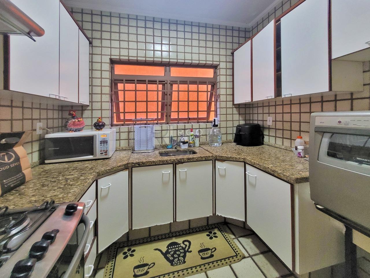 Casa Residencial à venda no bairro Jardim Santana: COZINHA