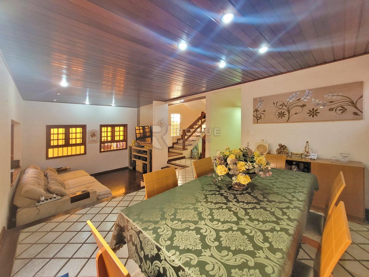 Casa Residencial à venda no bairro Jardim Santana: SALA DE JANTAR