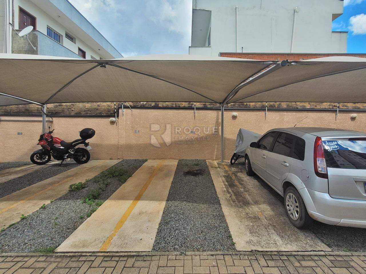 Apartamento à venda no bairro Chácaras Antonieta: VAGA DE GARAGEM