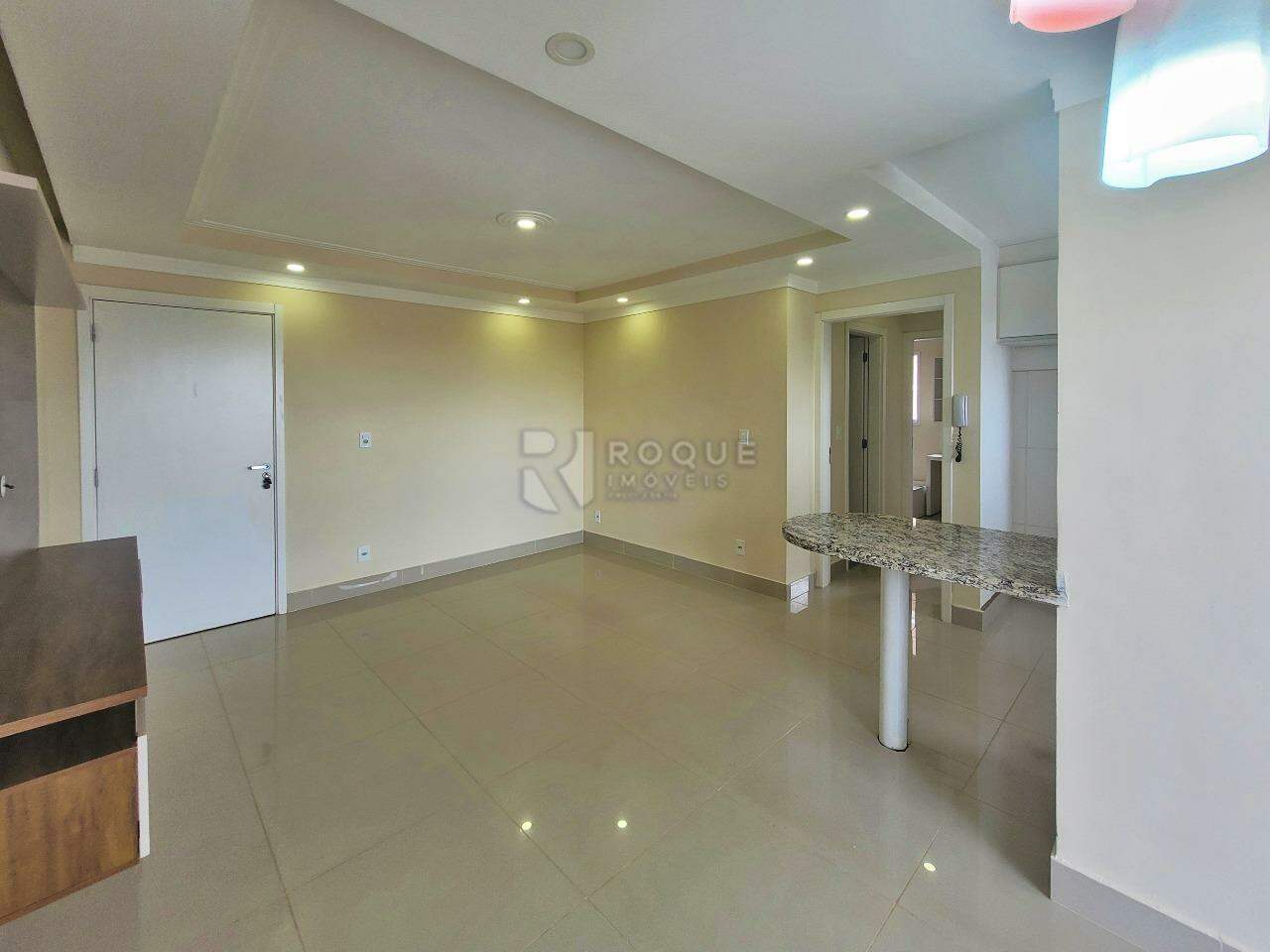 Apartamento à venda no bairro Chácaras Antonieta: SALA