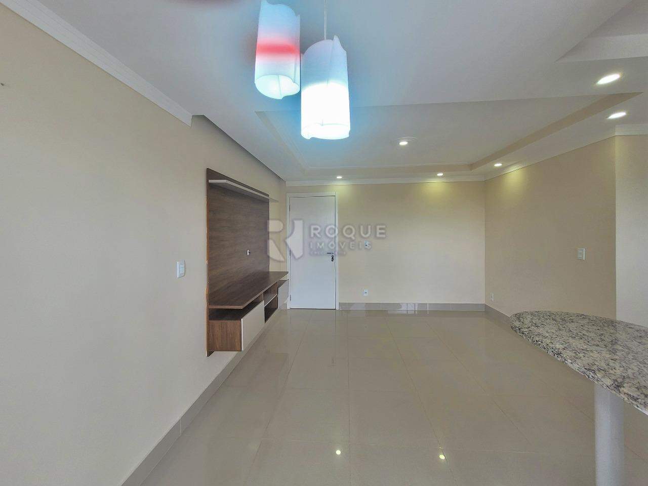 Apartamento à venda no bairro Chácaras Antonieta: SALA 