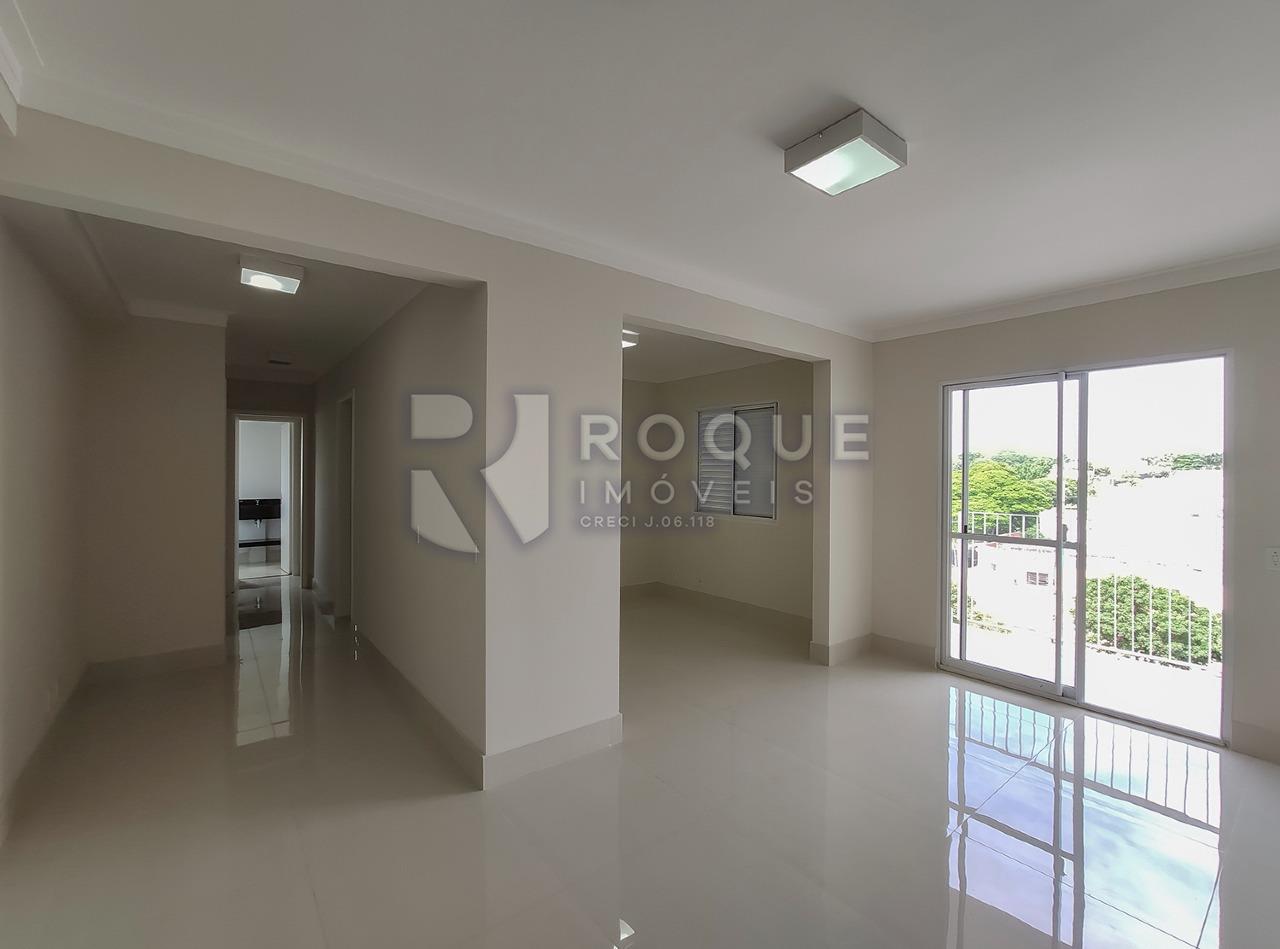 Apartamento à venda no bairro Jardim Esmeralda: Sala