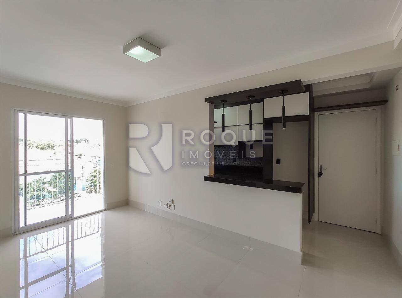 Apartamento à venda no bairro Jardim Esmeralda: Sala 