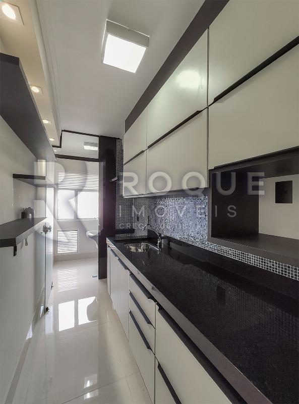 Apartamento à venda no bairro Jardim Esmeralda: Cozinha 