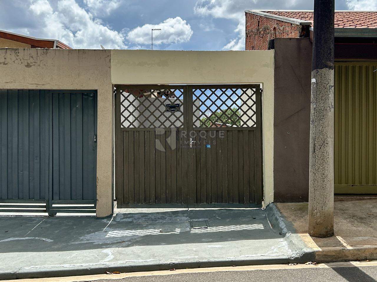 Casa Residencial para aluguel no bairro Parque Hippolyto: Fachada 