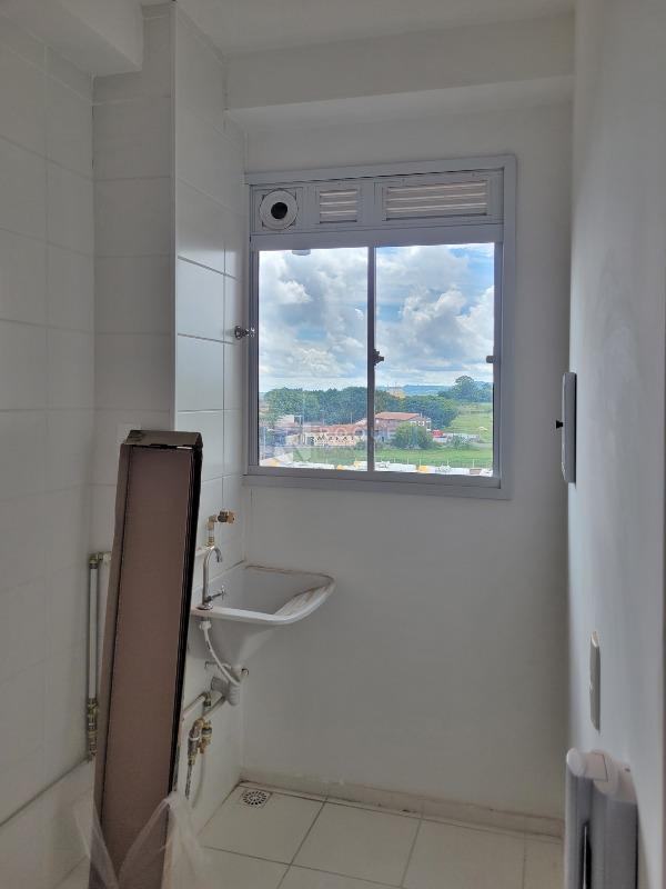 Apartamento à venda no bairro Chácaras Antonieta: LAVANDERIA