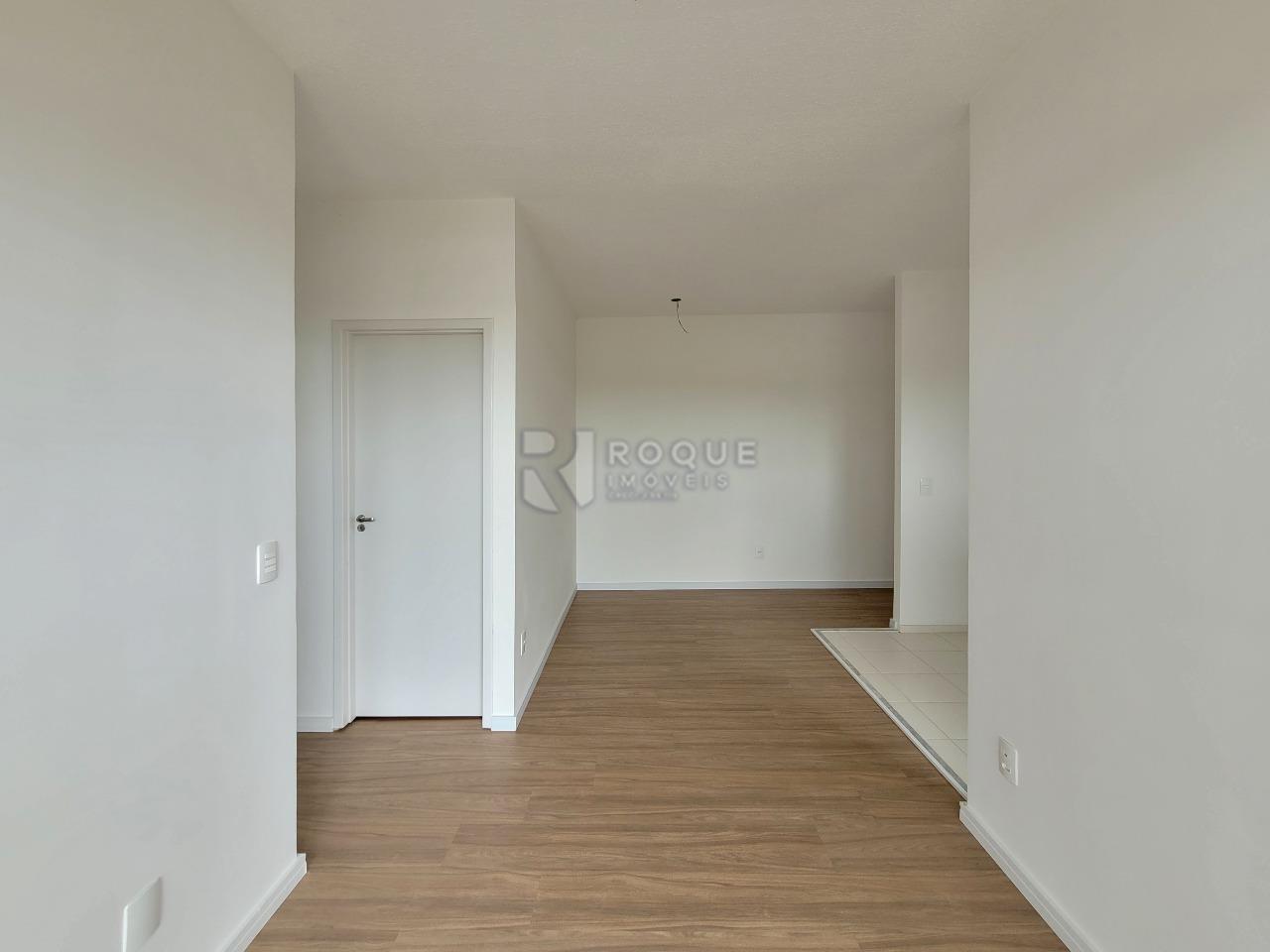 Apartamento à venda no bairro Chácaras Antonieta: SALA