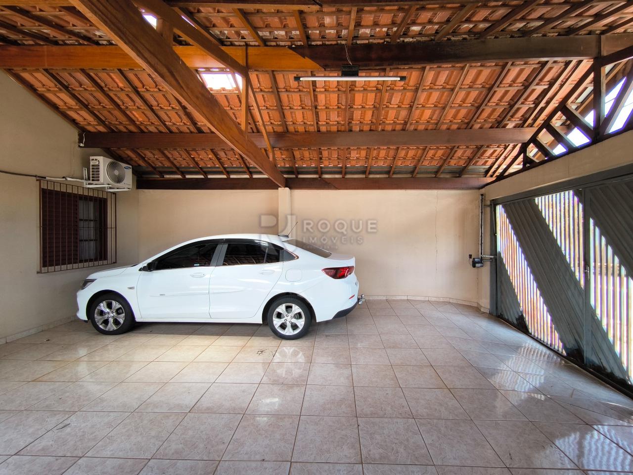 Casa Residencial à venda no bairro Jardim Santa Adélia: GARAGEM