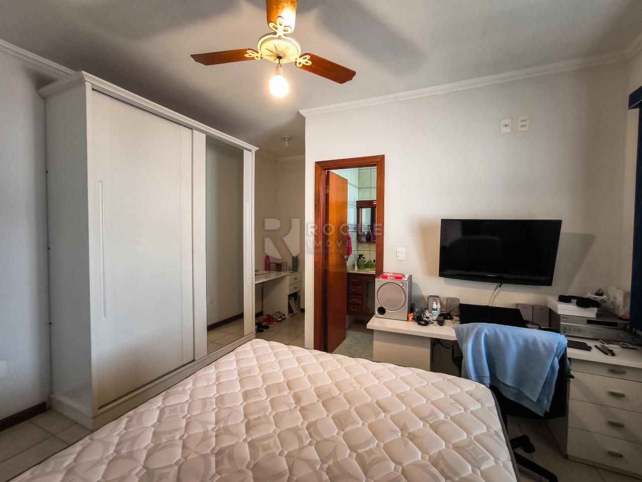 Casa Residencial à venda no bairro Jardim Mediterrâneo: SUÍTE 1