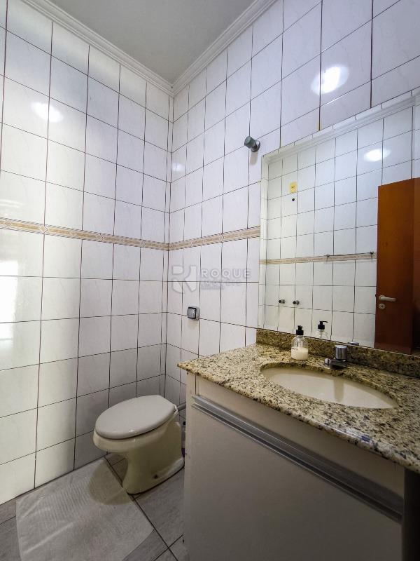 Casa Residencial à venda no bairro Jardim Mediterrâneo: BANHEIRO SOCIAL
