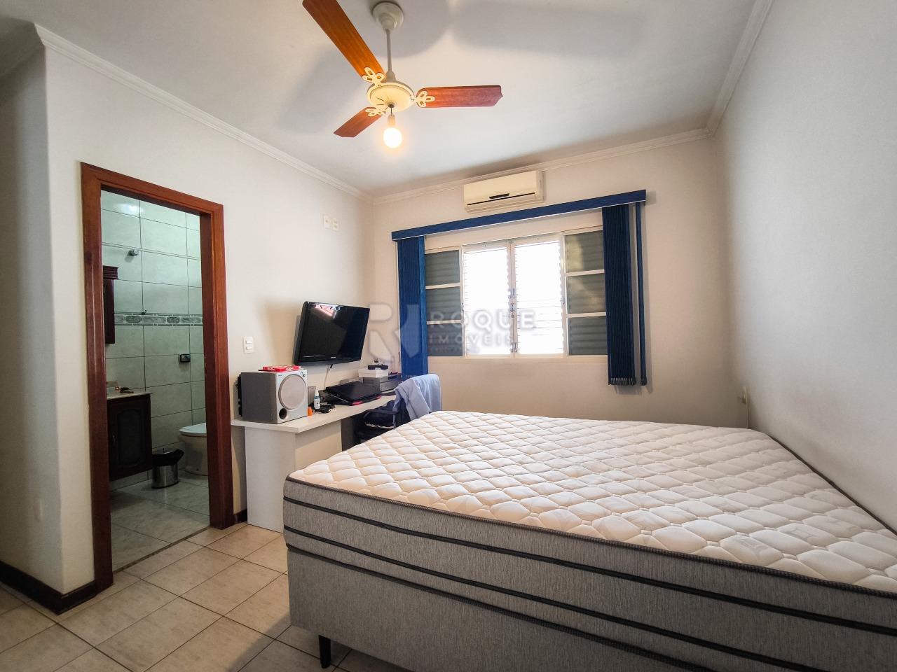 Casa Residencial à venda no bairro Jardim Mediterrâneo: SUÍTE 1