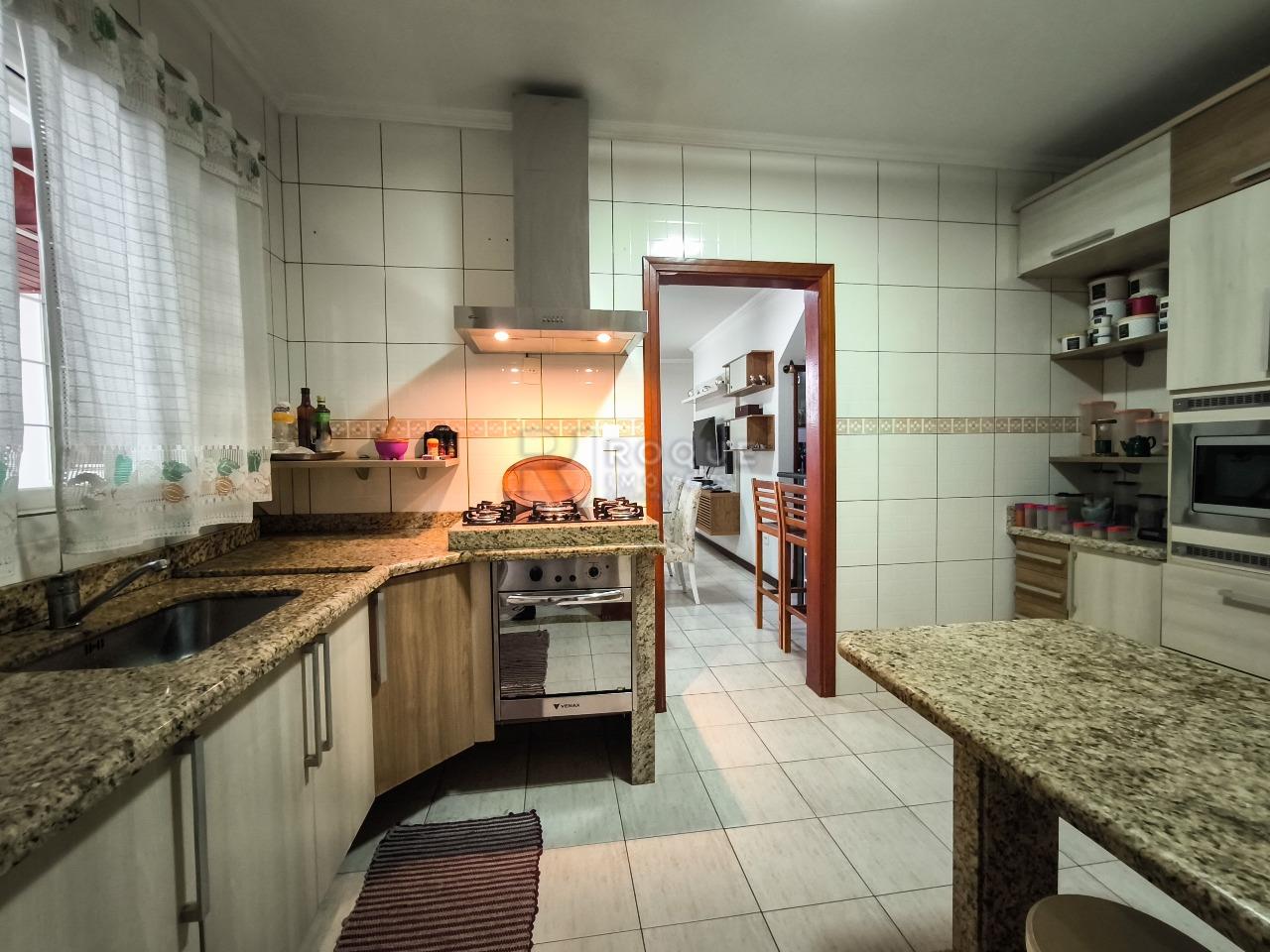 Casa Residencial à venda no bairro Jardim Mediterrâneo: COZINHA