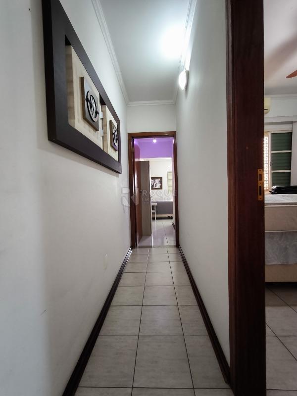 Casa Residencial à venda no bairro Jardim Mediterrâneo: CORREDOR INTERNO