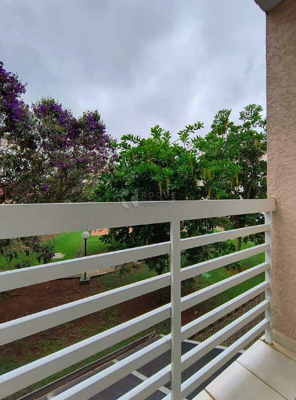 Apartamento para aluguel no bairro Jardim Parque Novo Mundo: Sacada