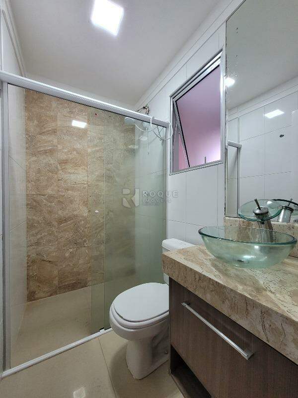 Apartamento para aluguel no bairro Jardim Parque Novo Mundo: Wc social 