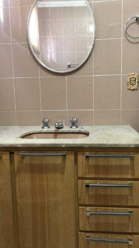 Apartamento à venda no bairro Centro: 