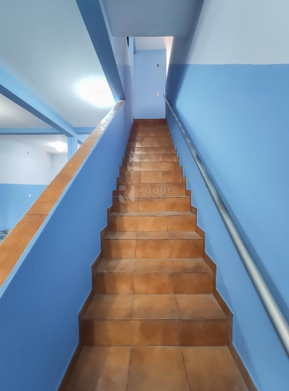 Salão para aluguel no bairro Jardim Piratininga: Acesso segundo andar 