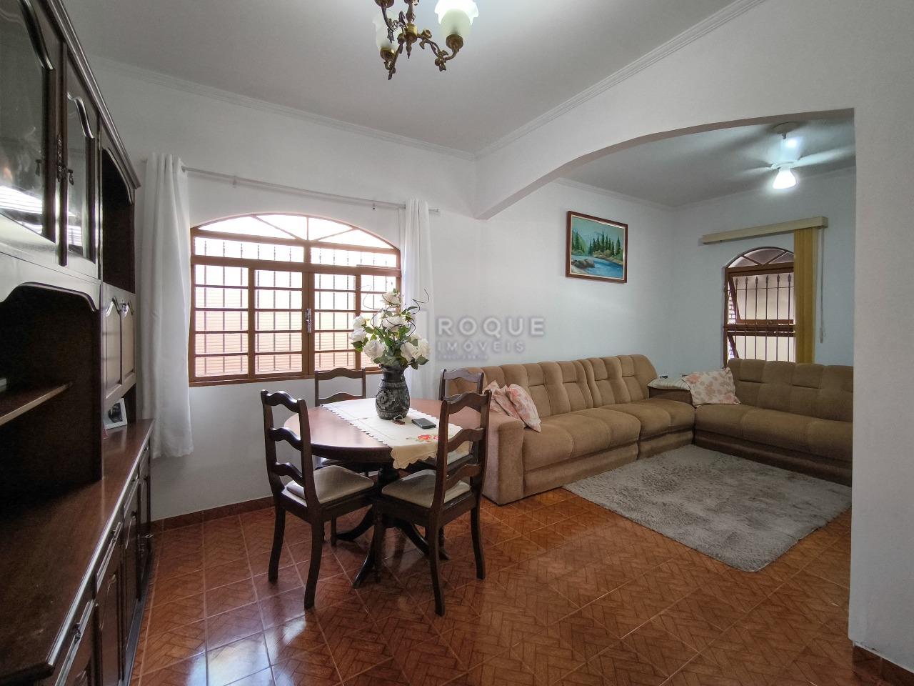 Casa Residencial à venda no bairro Vila Queiroz: SALA DE JANTAR