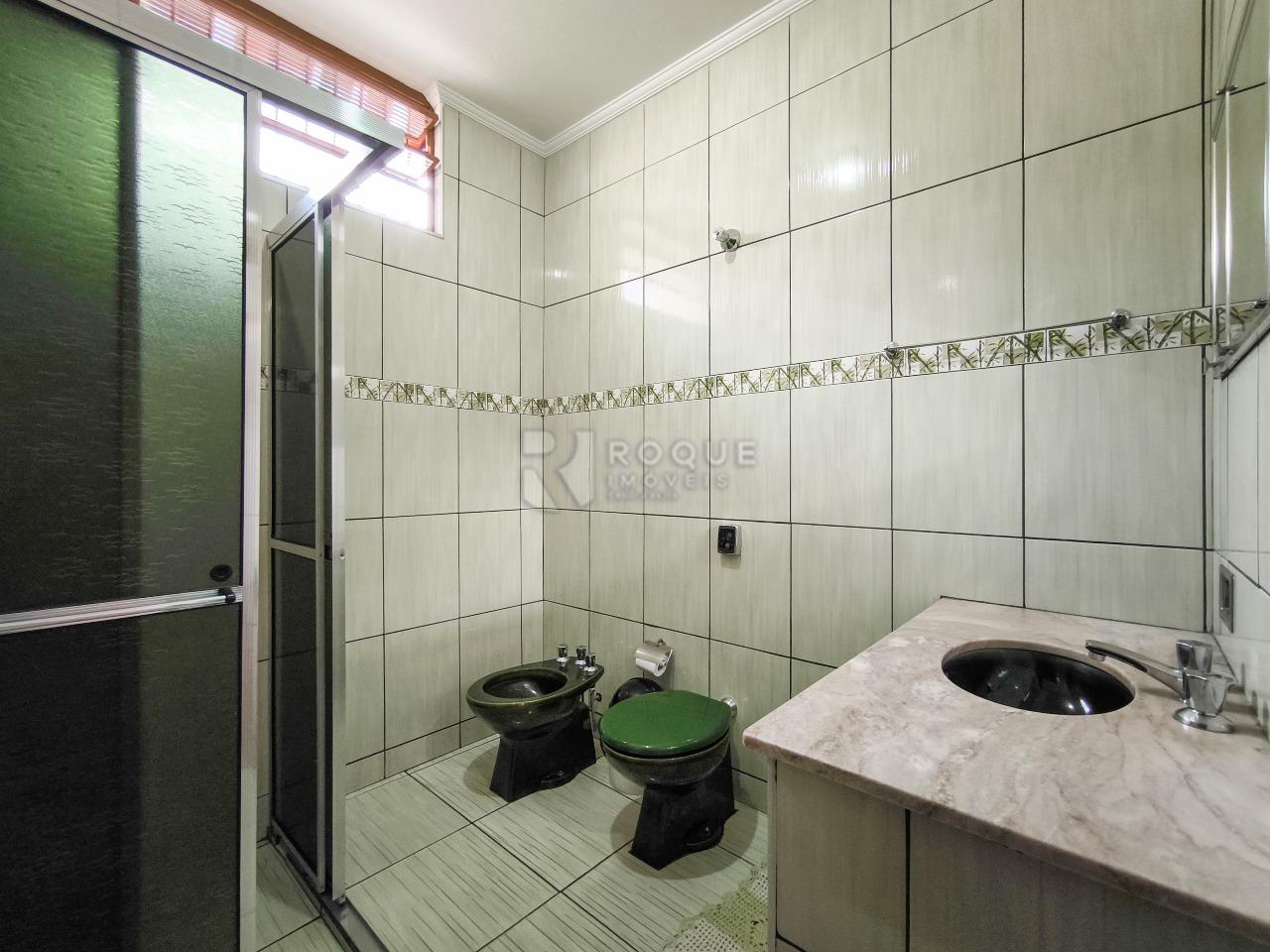 Casa Residencial à venda no bairro Vila Queiroz: BANHEIRO SOCIAL