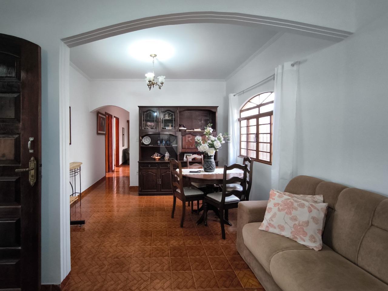 Casa Residencial à venda no bairro Vila Queiroz: SALA DE ESTAR