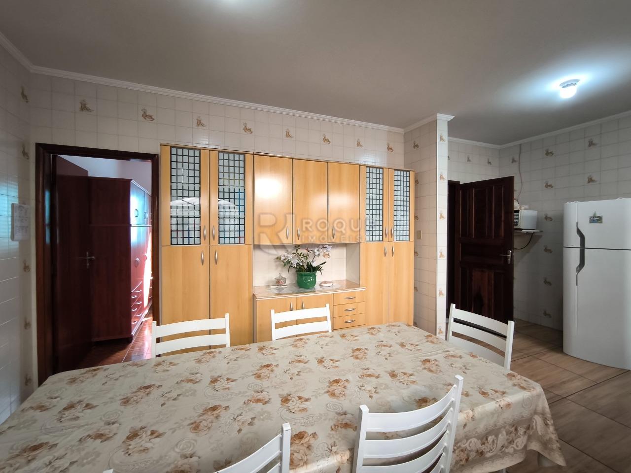 Casa Residencial à venda no bairro Vila Queiroz: COZINHA