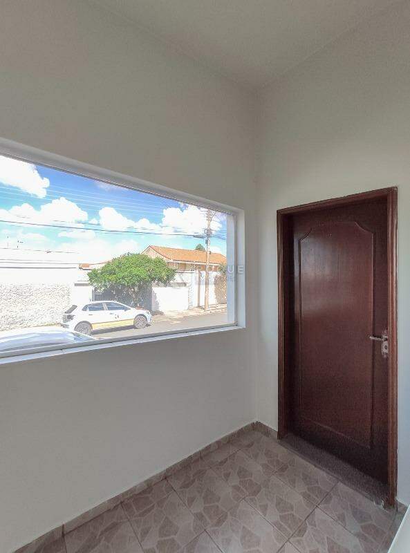 Casa Residencial à venda no bairro Vila Claudia: Acesso 